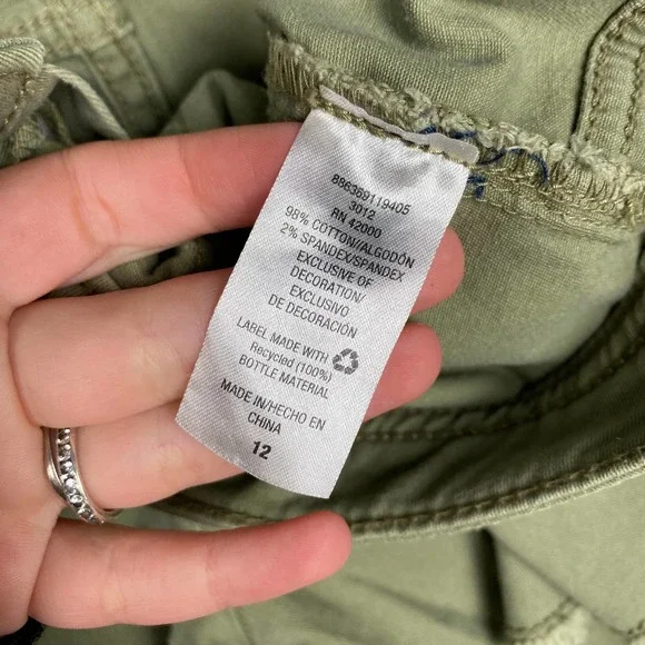 Route 66 Women's Size 12 Green‎ Classic Fit Cutoff Jean Shorts - Picture 7 of 7